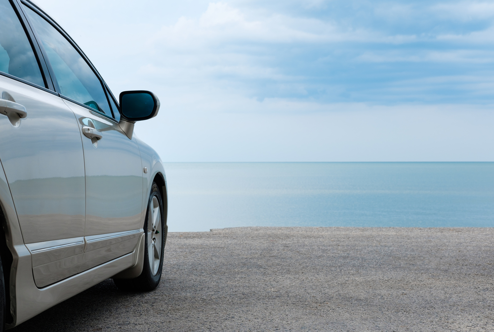 Consejos para cuidar tu auto en la playa.